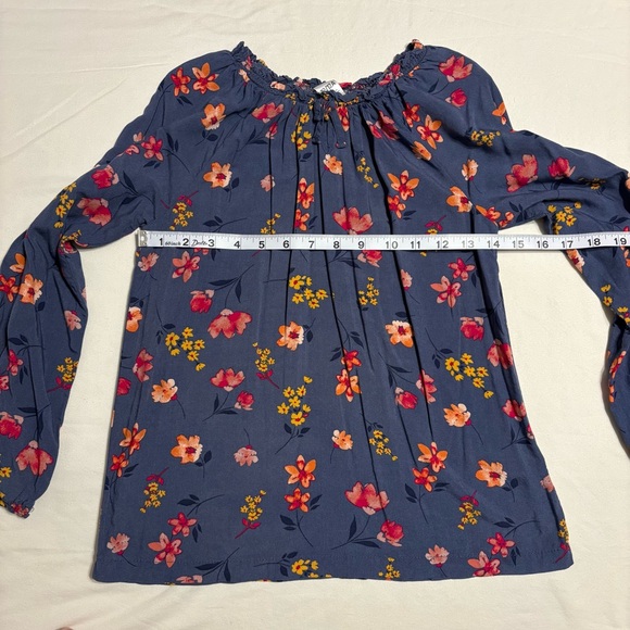 Three Floral tops Carters, Cat and Jack, and Oshkosh B’gosh - Picture 3 of 15